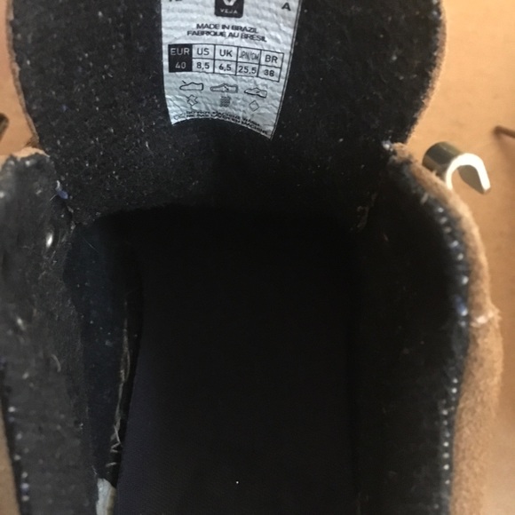 Men’s Veja shoes - Picture 2 of 11